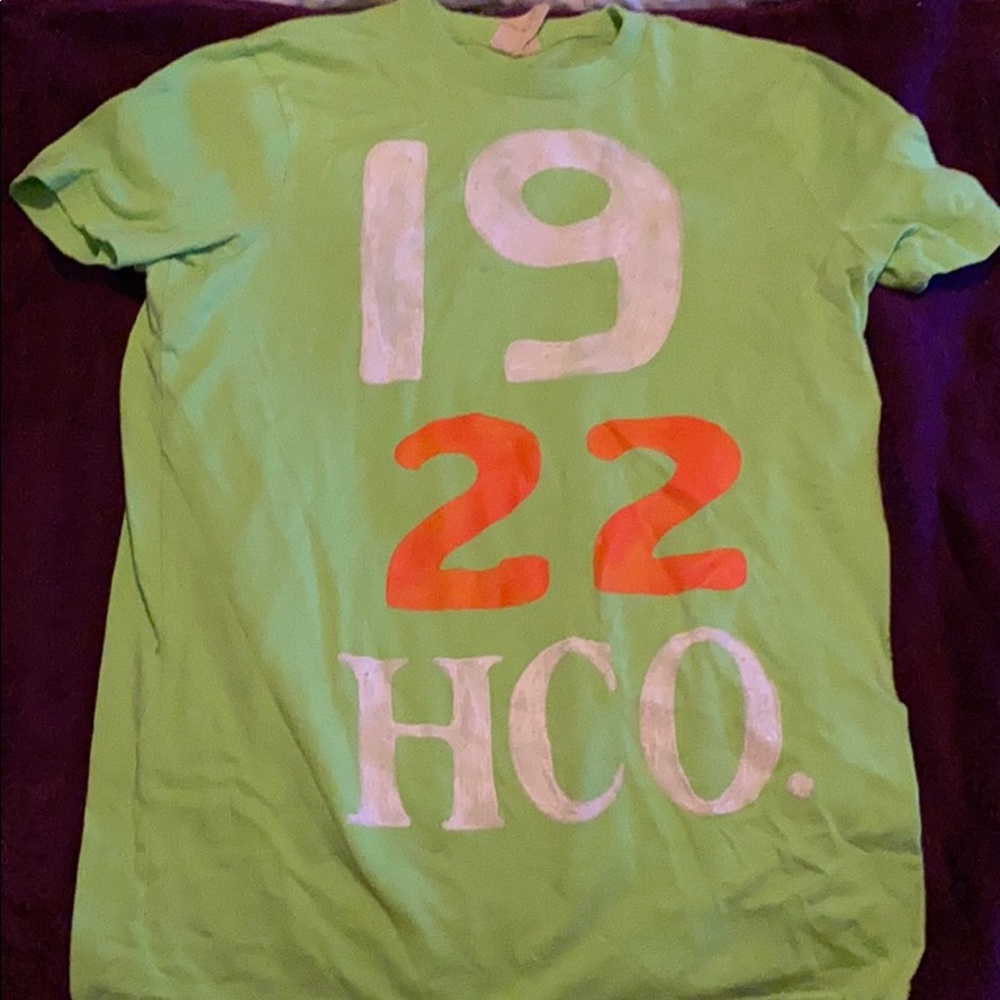 Hollister Tee